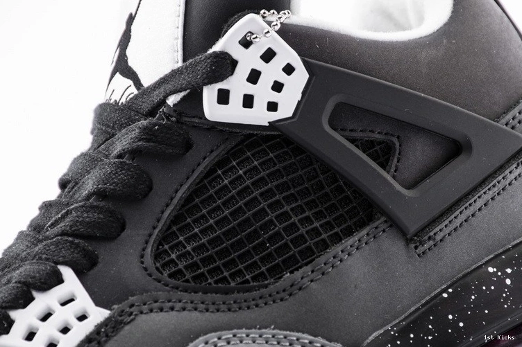 Fear Retro 4 626969-030  Pack Jordan 0401